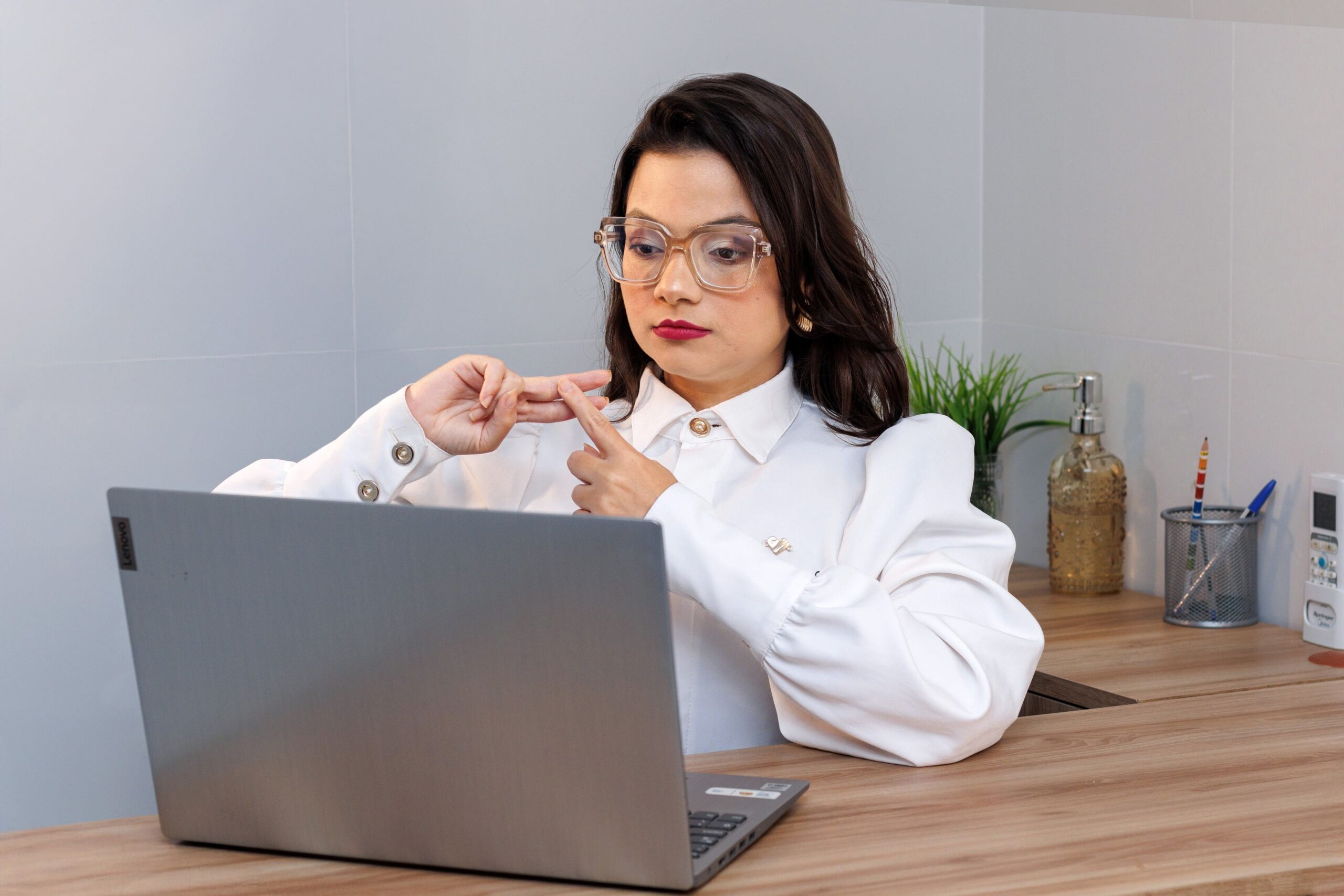 Dra. Lorrana Machado, fisioterapeuta especialista em paralisia facial